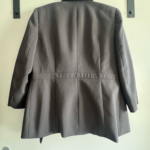 Kasper Gray Pantsuit - Picture 2 of 3